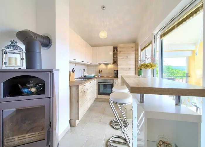 Sabina By Interhome Daire