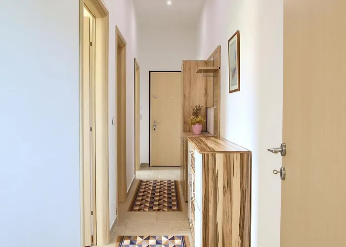 Sabina By Interhome Daire